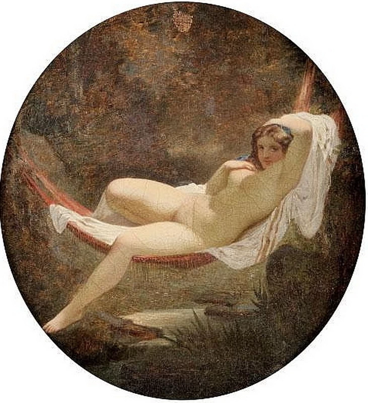 Giovane donna distesa